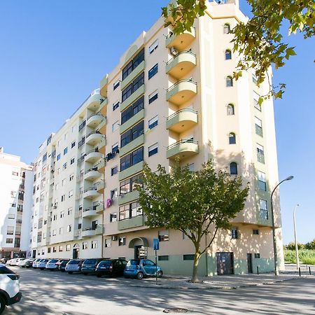Apartamento Central Setubal Sossegado E Com Luz Экстерьер фото