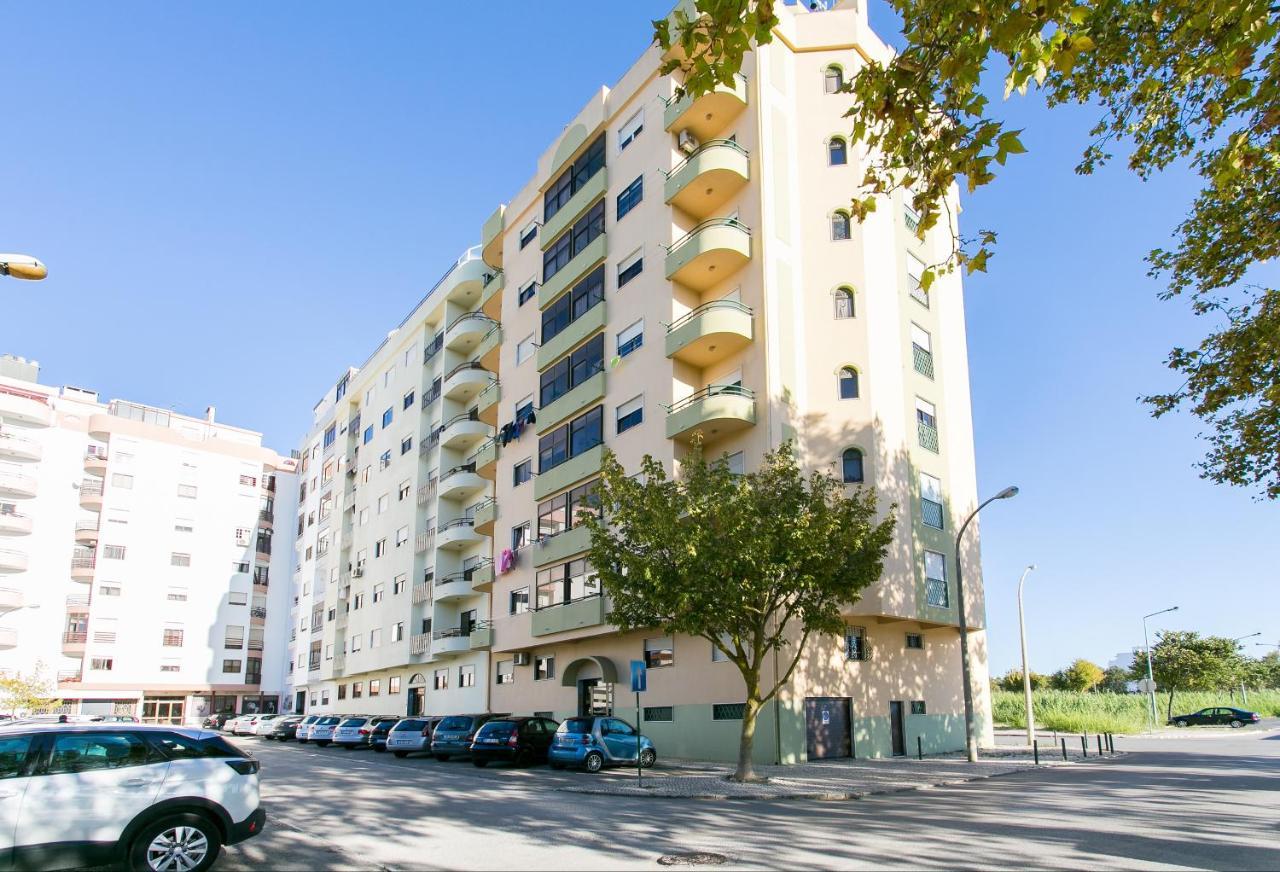 Apartamento Central Setubal Sossegado E Com Luz Экстерьер фото